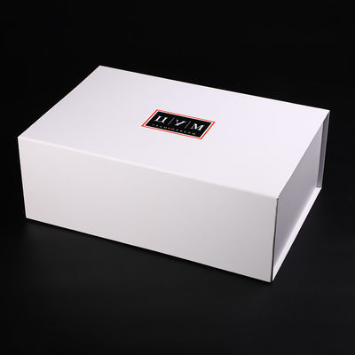 kaufen Heiße Folien-steife kundenspezifische Matt Small Flat Magnetic Cardboard-Geschenkboxen 2.5mm online manufacture