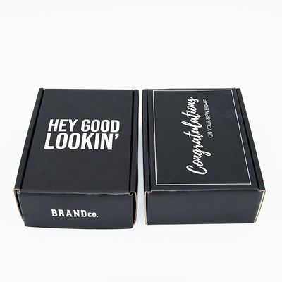 kaufen 140g Matt Corrugated Mailer Boxes Two versieht personifizierte Drucksilberne Versandfolie mit Seiten online manufacture