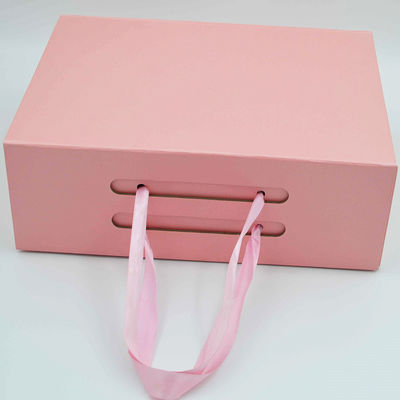 kaufen Kundenspezifischer faltbarer magnetischer Pappfalten-Geschenk-Luxus des Kasten-PMS mit Band ISO9001 online manufacture