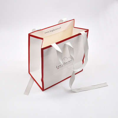 Individuelle Verpackung: Individuelle Papiereinkaufstaschen mit Offsetdruck